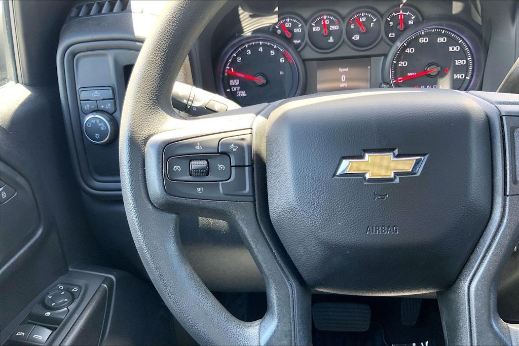 Thumbnail: 2023 Chevrolet Silverado 1500 - 24