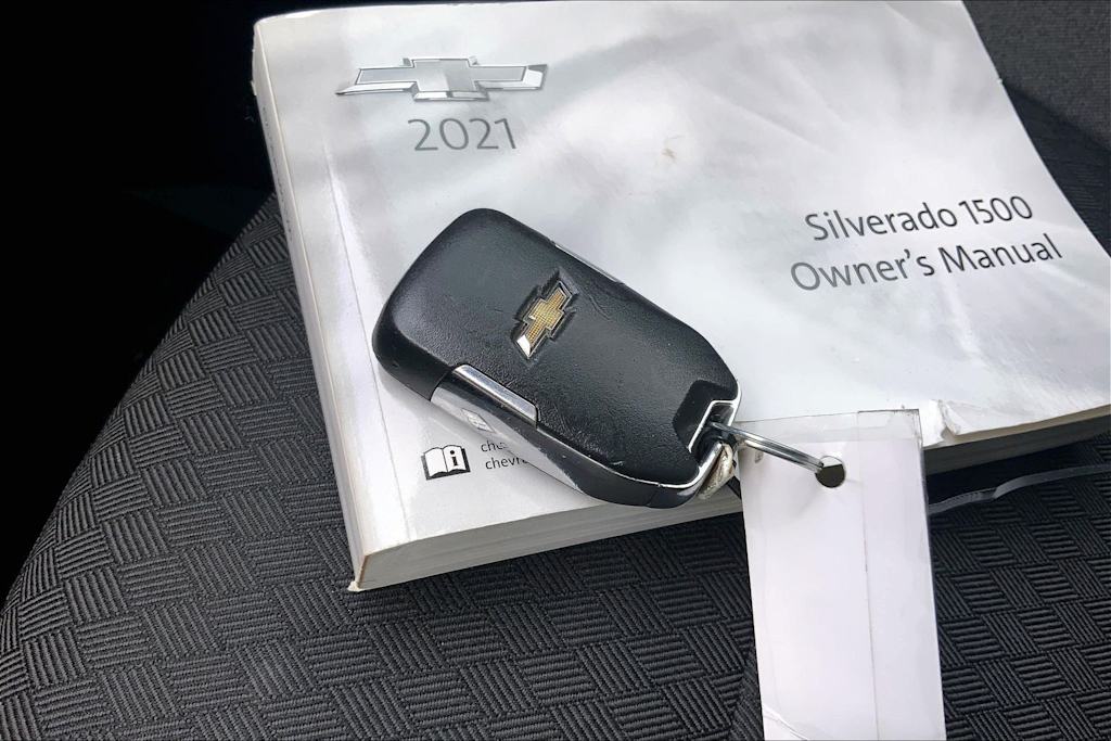 Thumbnail: 2021 Chevrolet Silverado 1500 - 20