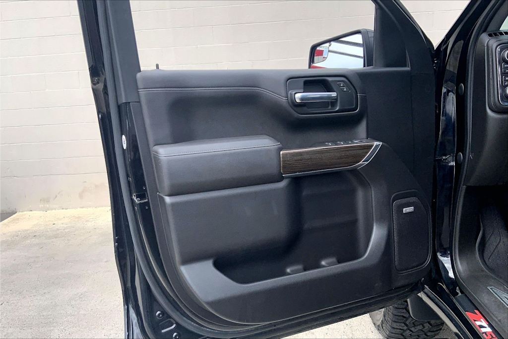Thumbnail: 2021 Chevrolet Silverado 1500 - 28