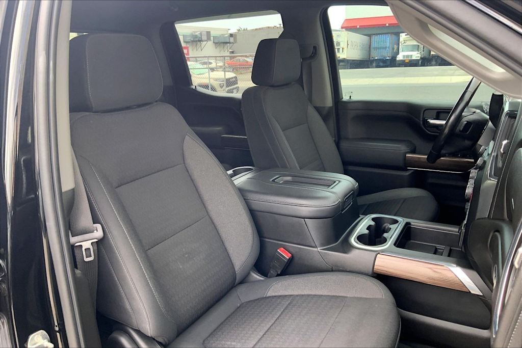 Thumbnail: 2021 Chevrolet Silverado 1500 - 22