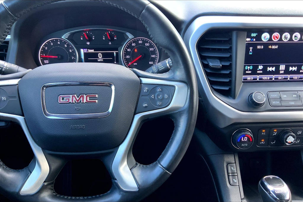 Thumbnail: 2018 GMC Acadia - 25
