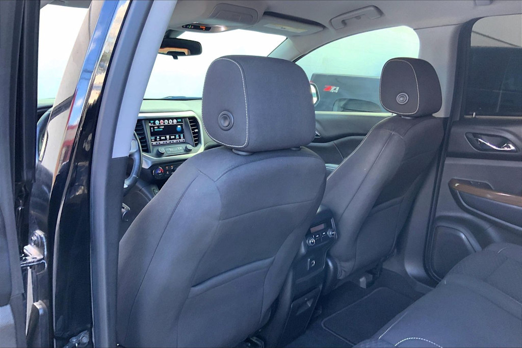 Thumbnail: 2018 GMC Acadia - 13