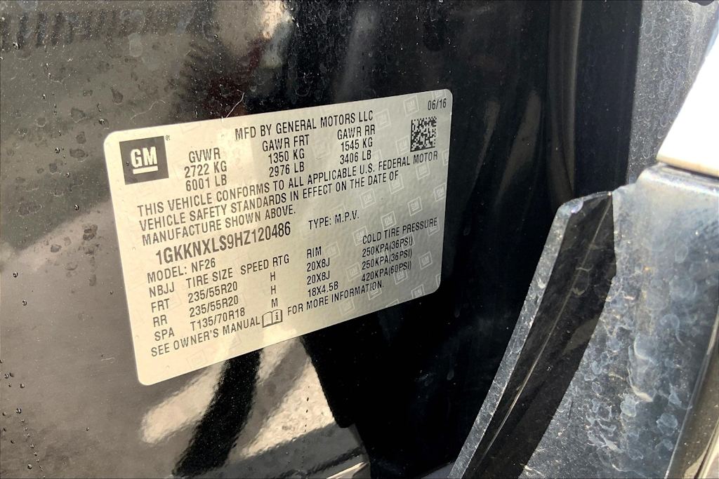 Thumbnail: 2017 GMC Acadia - 21