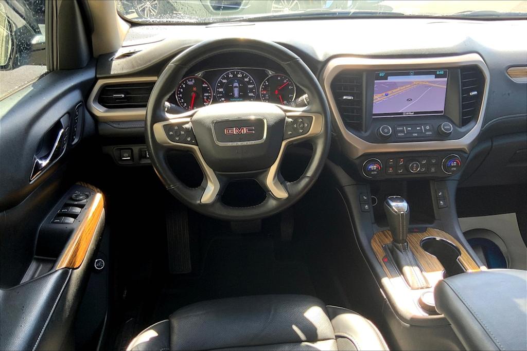 Thumbnail: 2017 GMC Acadia - 14