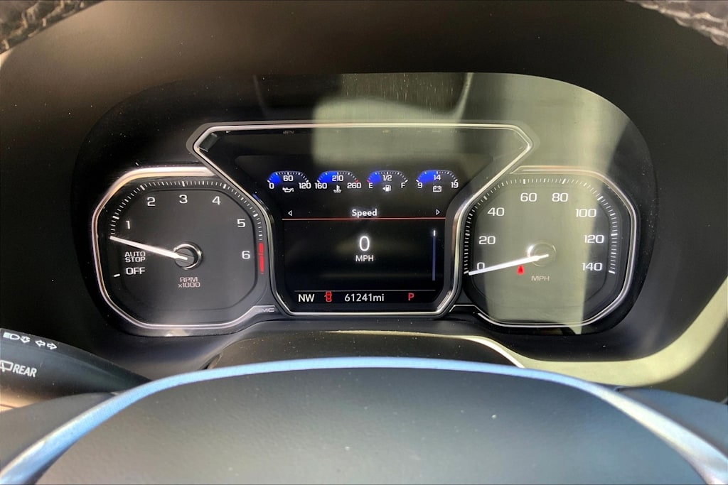 Thumbnail: 2021 GMC Yukon - 17