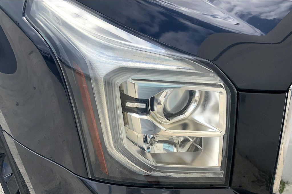 Thumbnail: 2020 GMC Yukon - 28