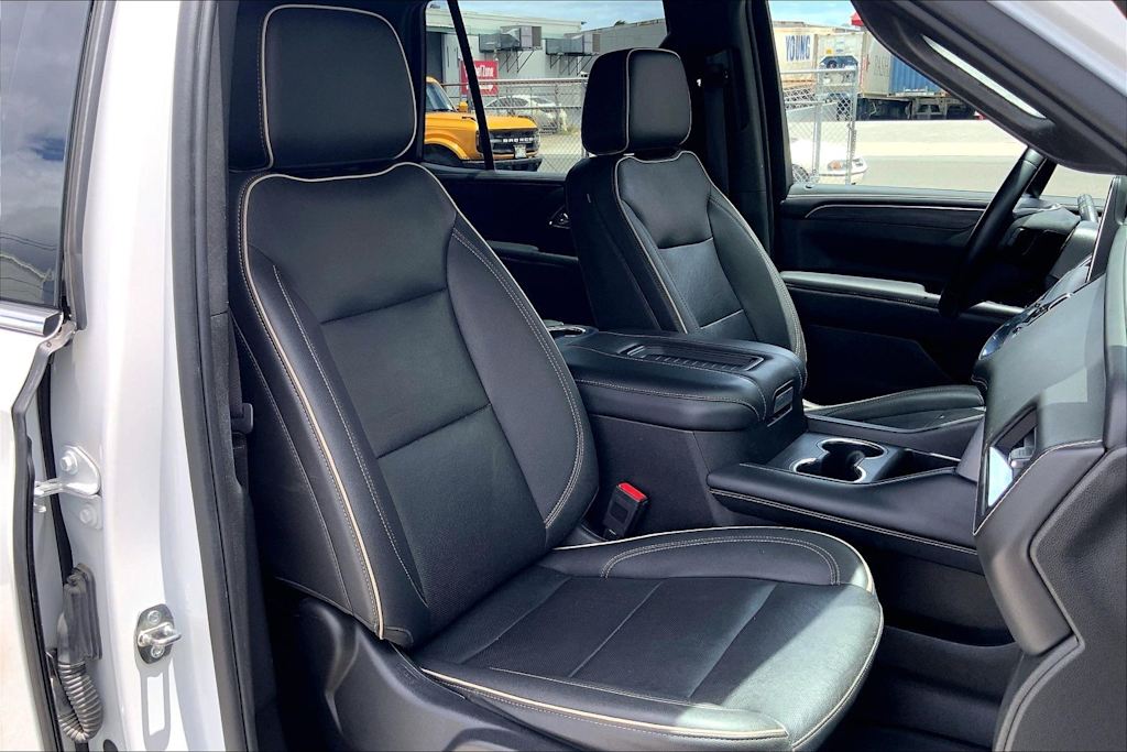 Thumbnail: 2023 GMC Yukon - 12