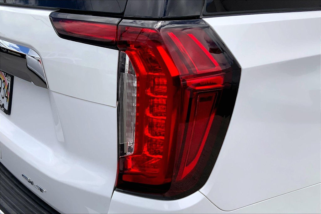 Thumbnail: 2023 GMC Yukon - 32