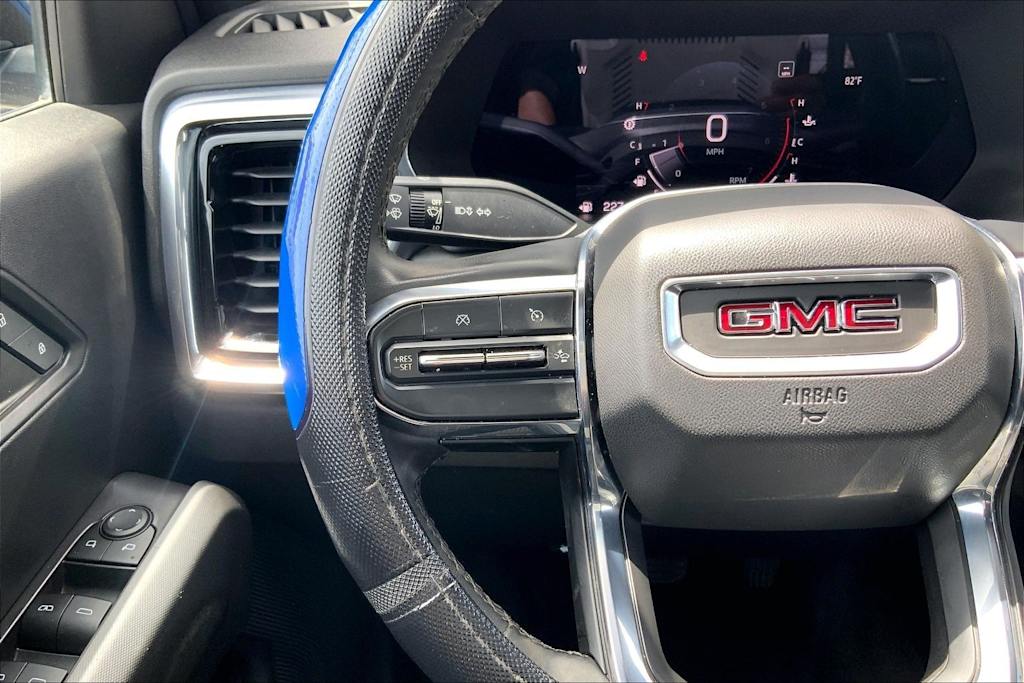 Thumbnail: 2023 GMC Canyon - 24
