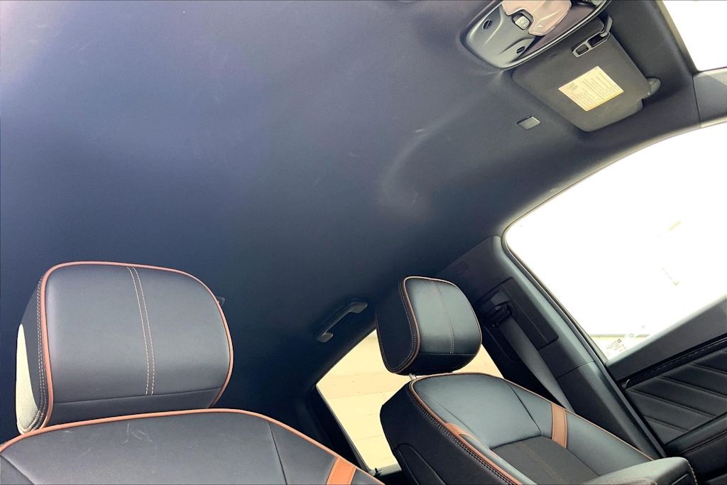 Thumbnail: 2023 GMC Canyon - 29