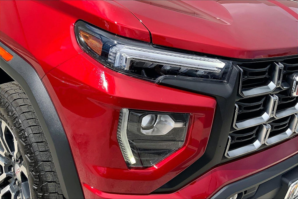 Thumbnail: 2023 GMC Canyon - 30