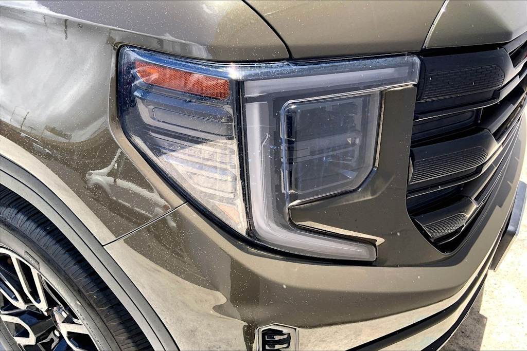 Thumbnail: 2023 GMC Sierra 1500 - 31