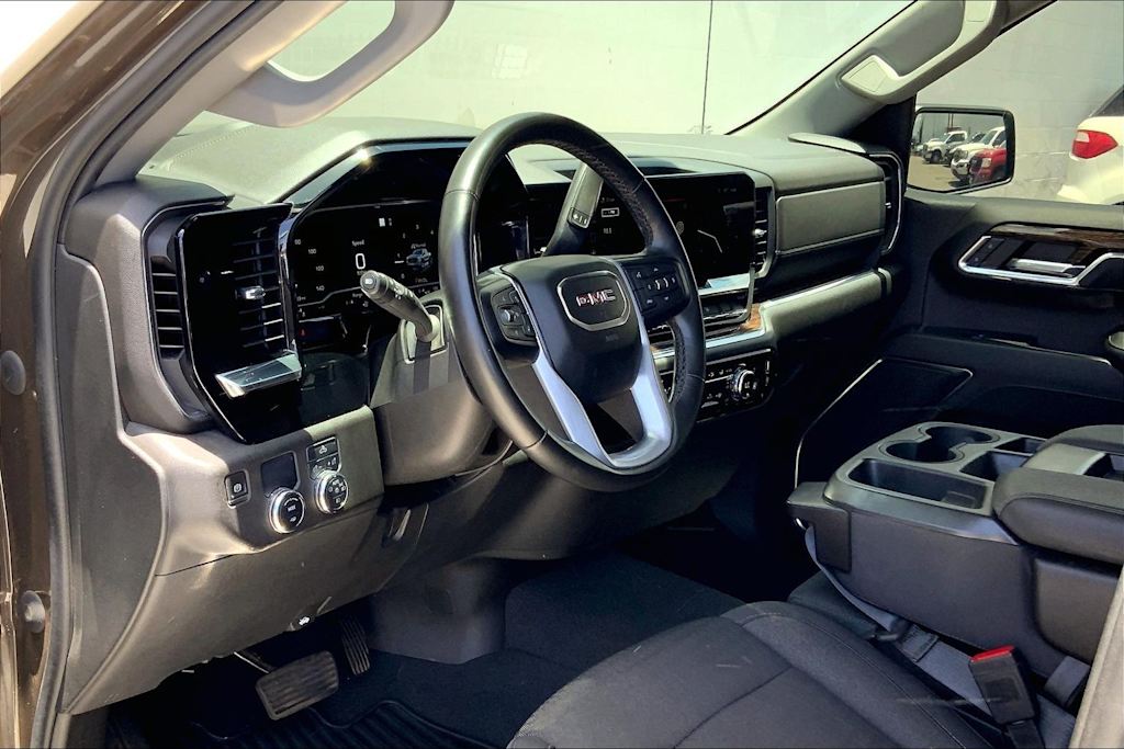 Thumbnail: 2023 GMC Sierra 1500 - 2