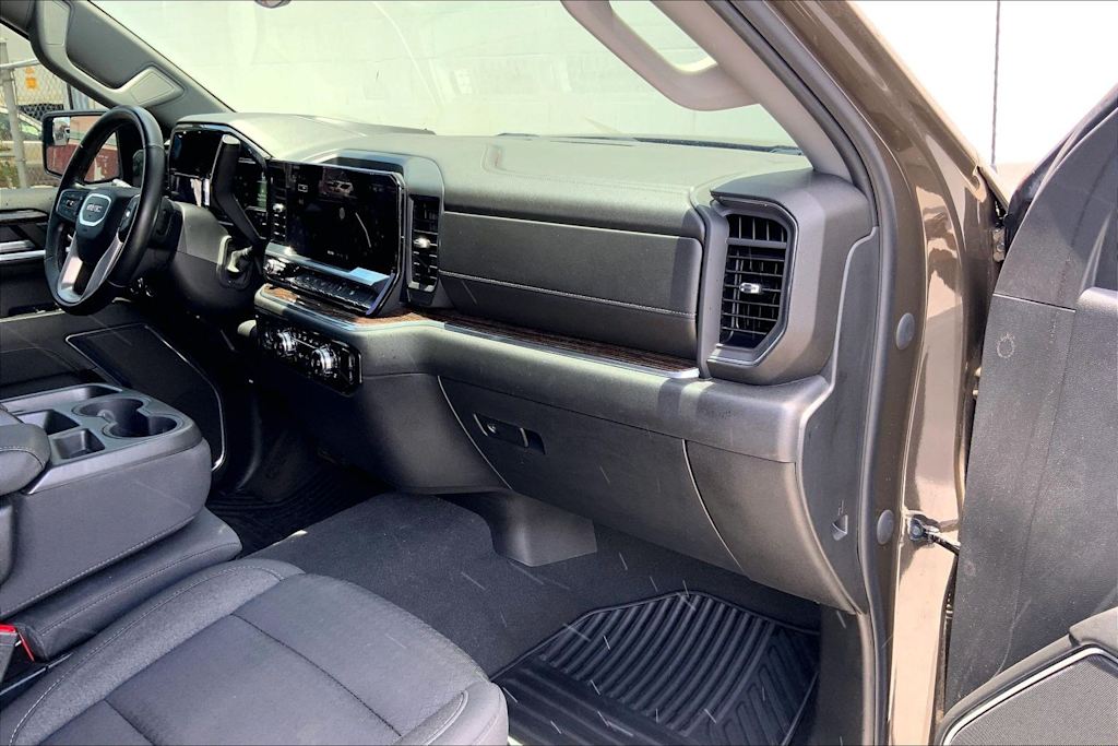Thumbnail: 2023 GMC Sierra 1500 - 15