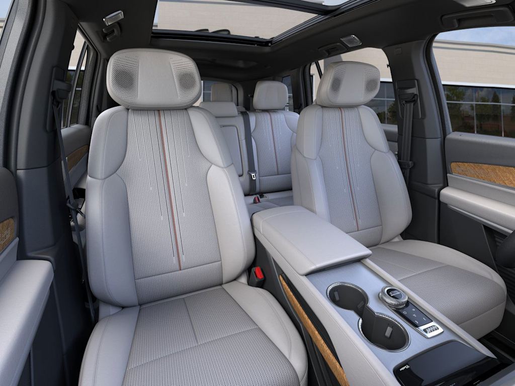 Thumbnail: 2026 Cadillac Vistiq - 7