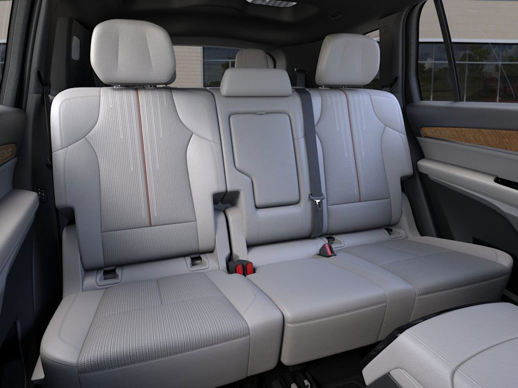 2026 Cadillac Vistiq Sport 9