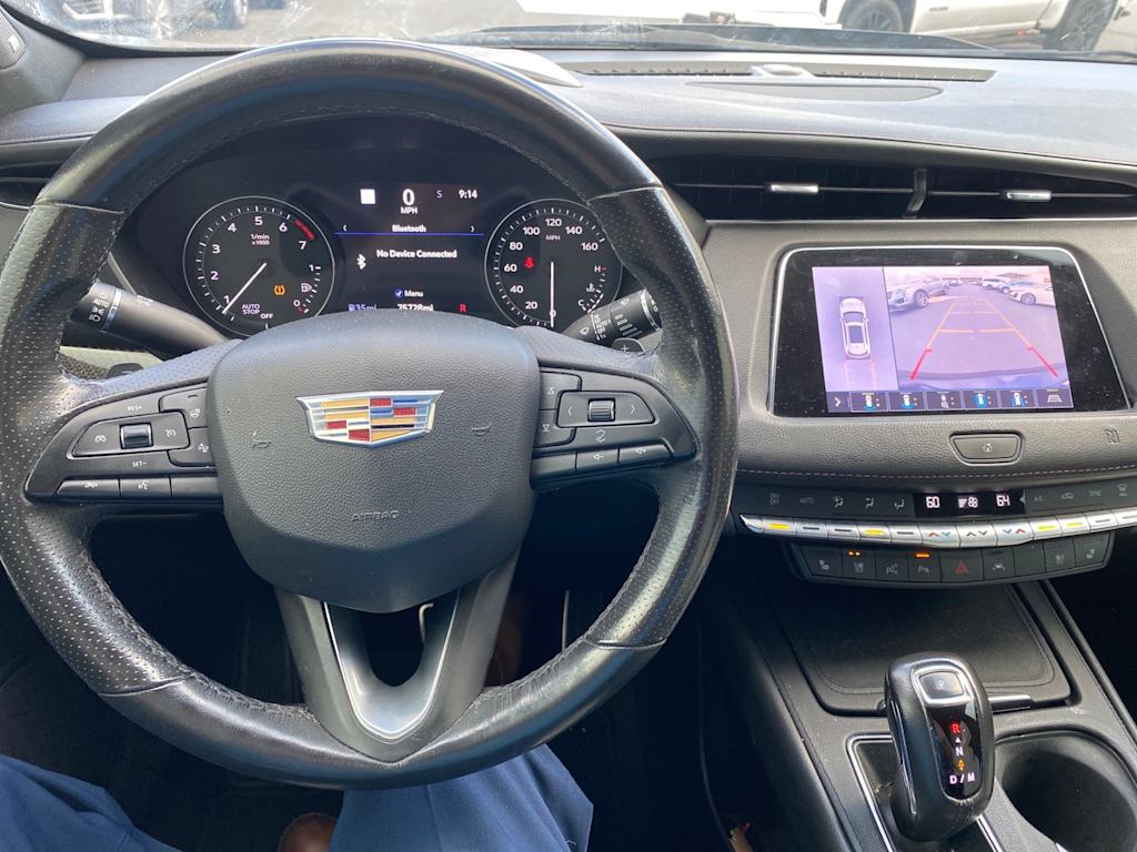 Thumbnail: 2019 Cadillac XT4 - 6