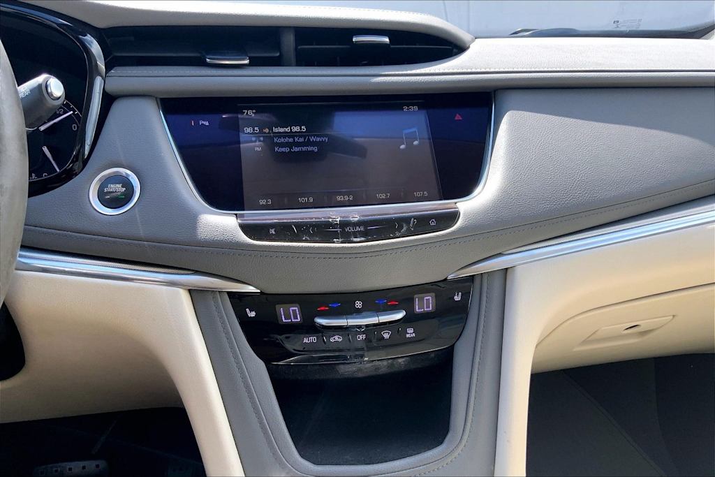 Thumbnail: 2017 Cadillac XT5 - 34
