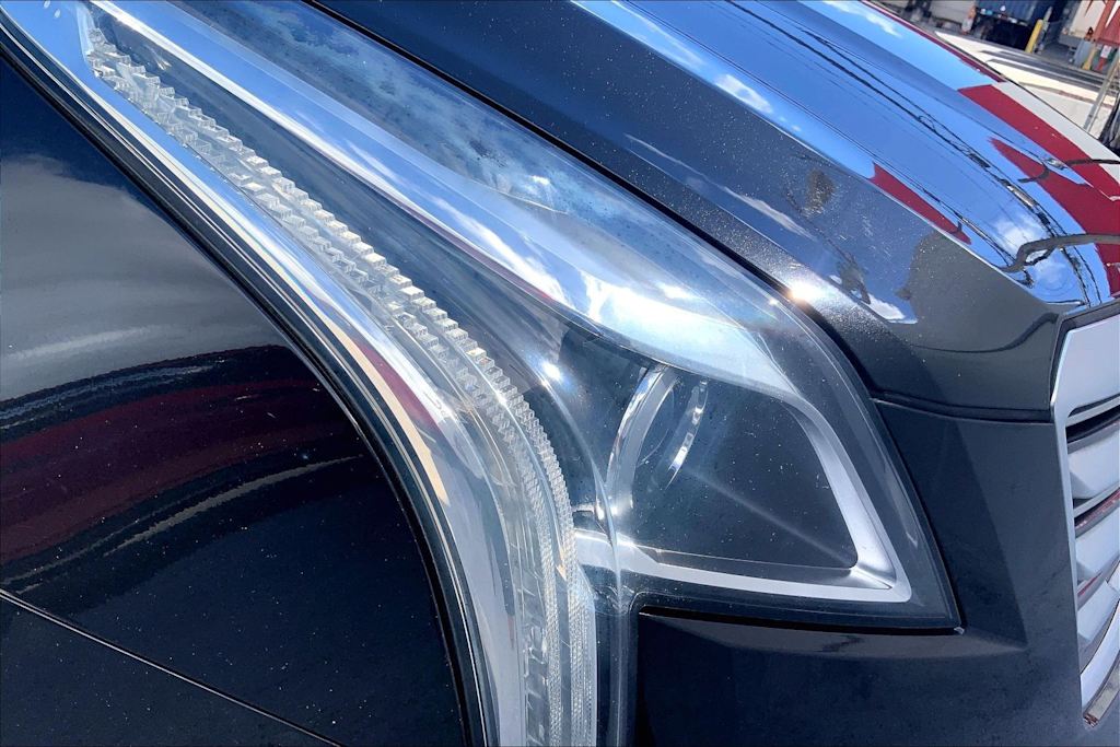 Thumbnail: 2017 Cadillac XT5 - 31