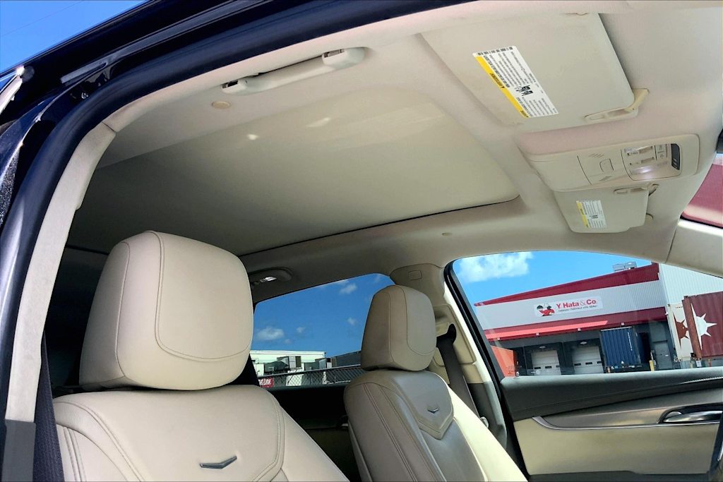 Thumbnail: 2017 Cadillac XT5 - 30