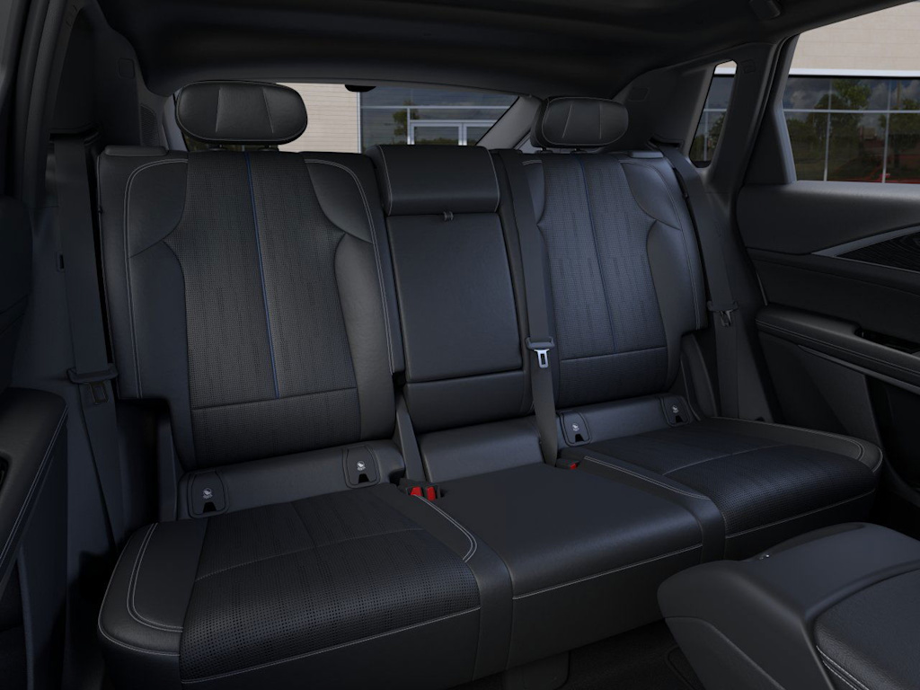 Thumbnail: 2025 Cadillac Lyriq - 9