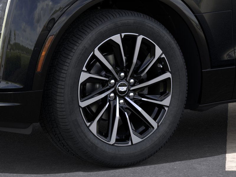 Thumbnail: 2025 Cadillac Lyriq - 6