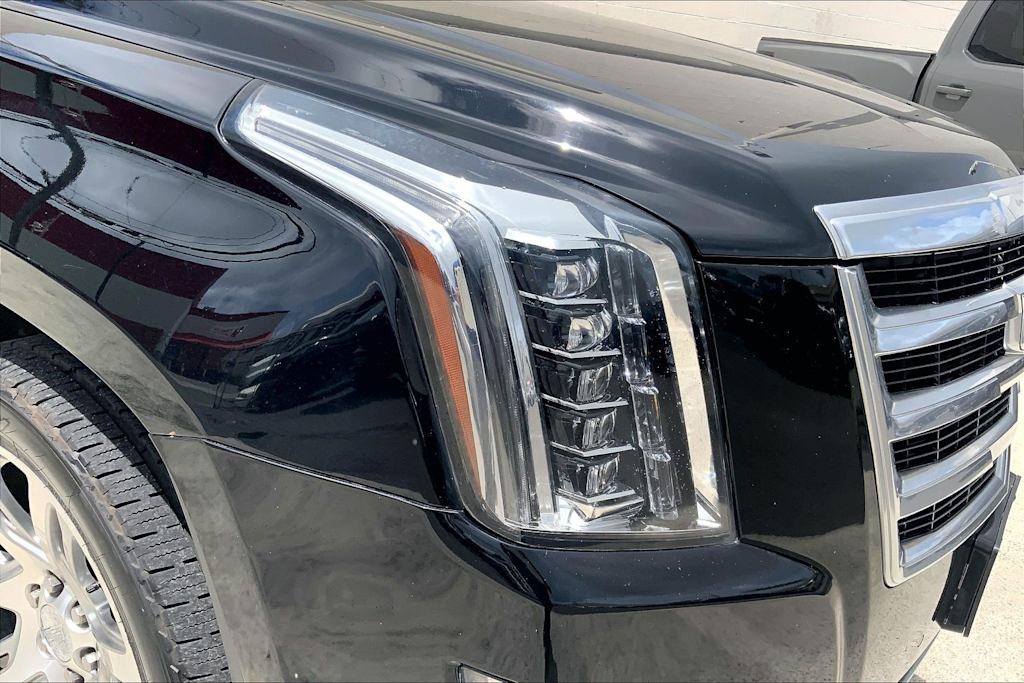 Thumbnail: 2019 Cadillac Escalade - 31