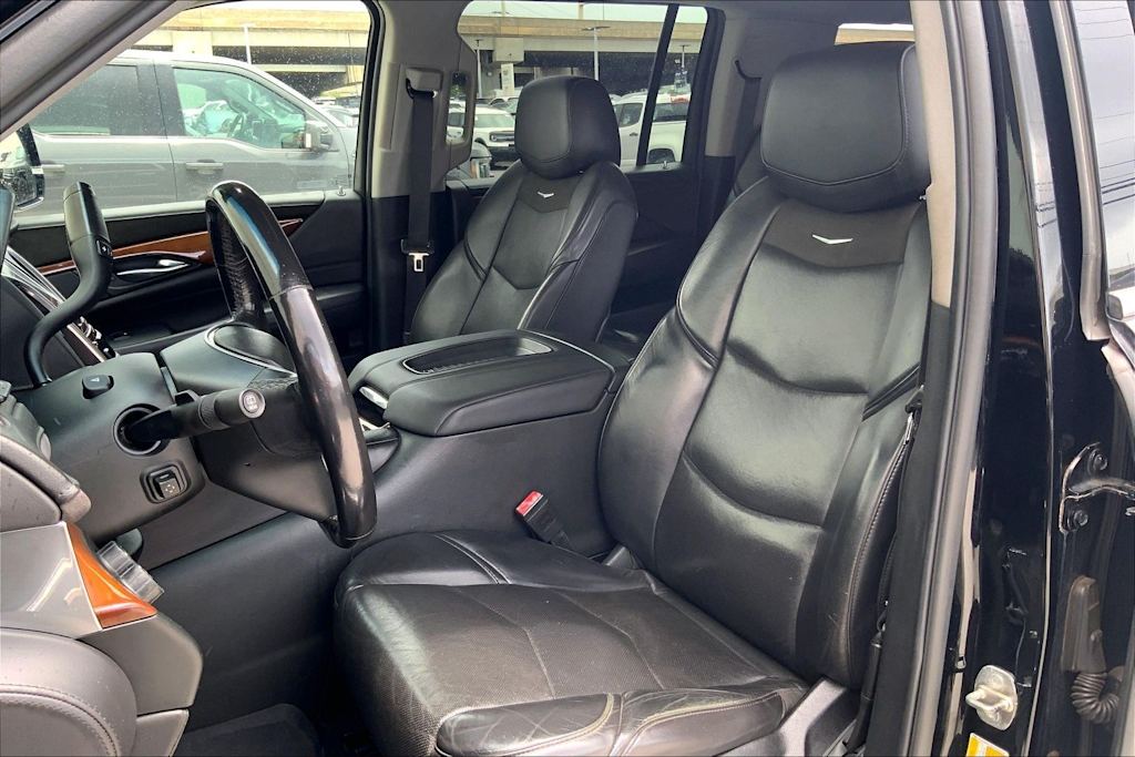 Thumbnail: 2019 Cadillac Escalade - 11