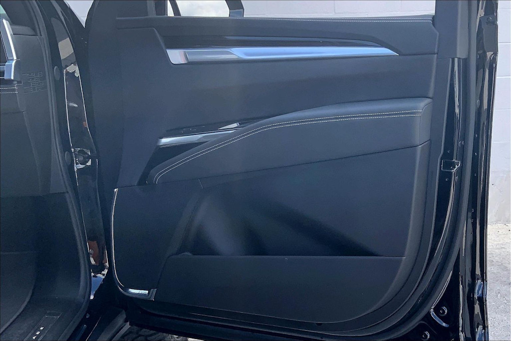 Thumbnail: 2025 Cadillac Escalade - 29