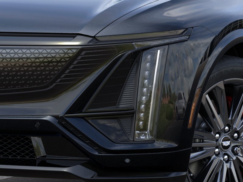 Thumbnail: 2026 Cadillac Lyriq - 17