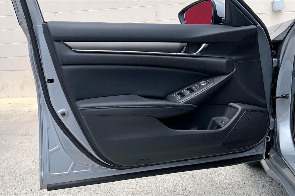 Thumbnail: 2018 Honda Accord - 27