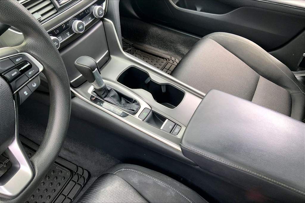 Thumbnail: 2018 Honda Accord - 17