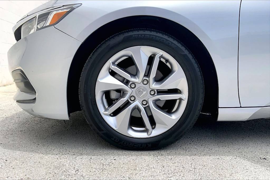 Thumbnail: 2018 Honda Accord - 8