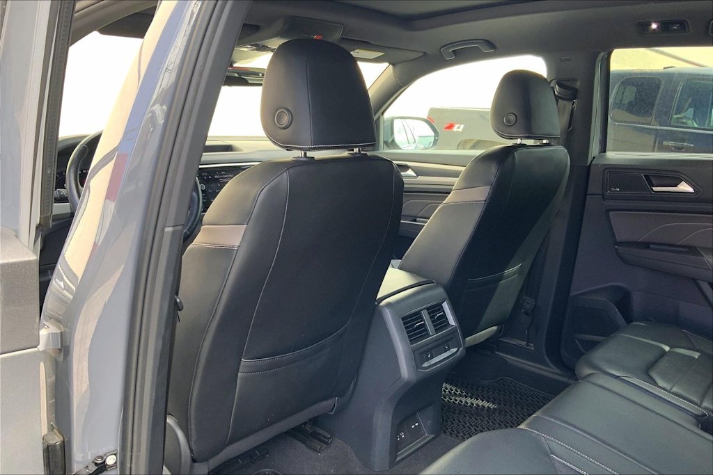 Thumbnail: 2022 Volkswagen Atlas - 13