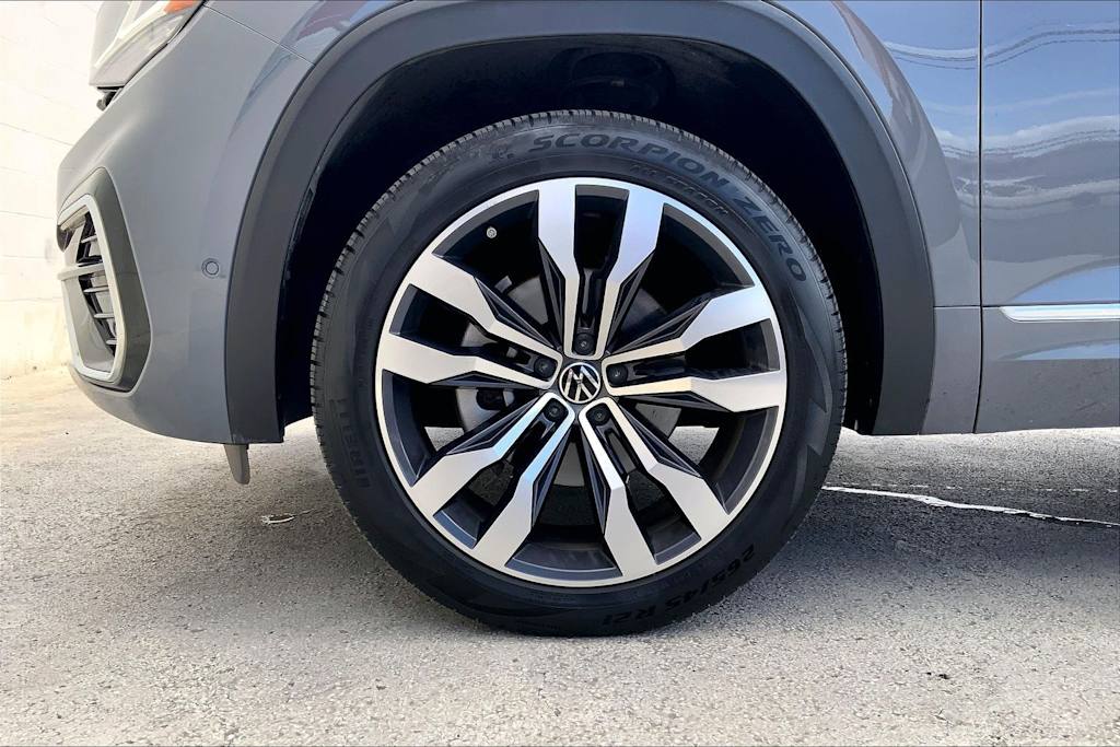 Thumbnail: 2022 Volkswagen Atlas - 8
