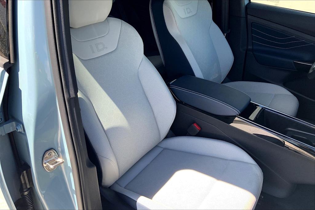 Thumbnail: 2025 Volkswagen ID.4 - 12