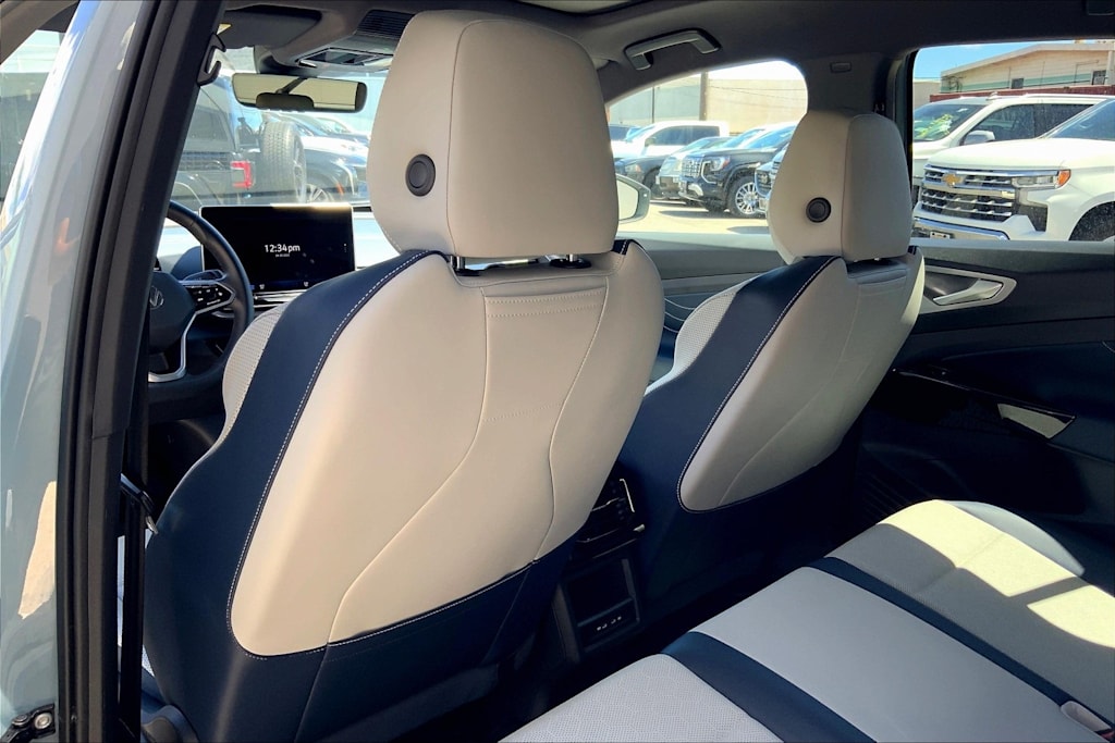 Thumbnail: 2025 Volkswagen ID.4 - 13