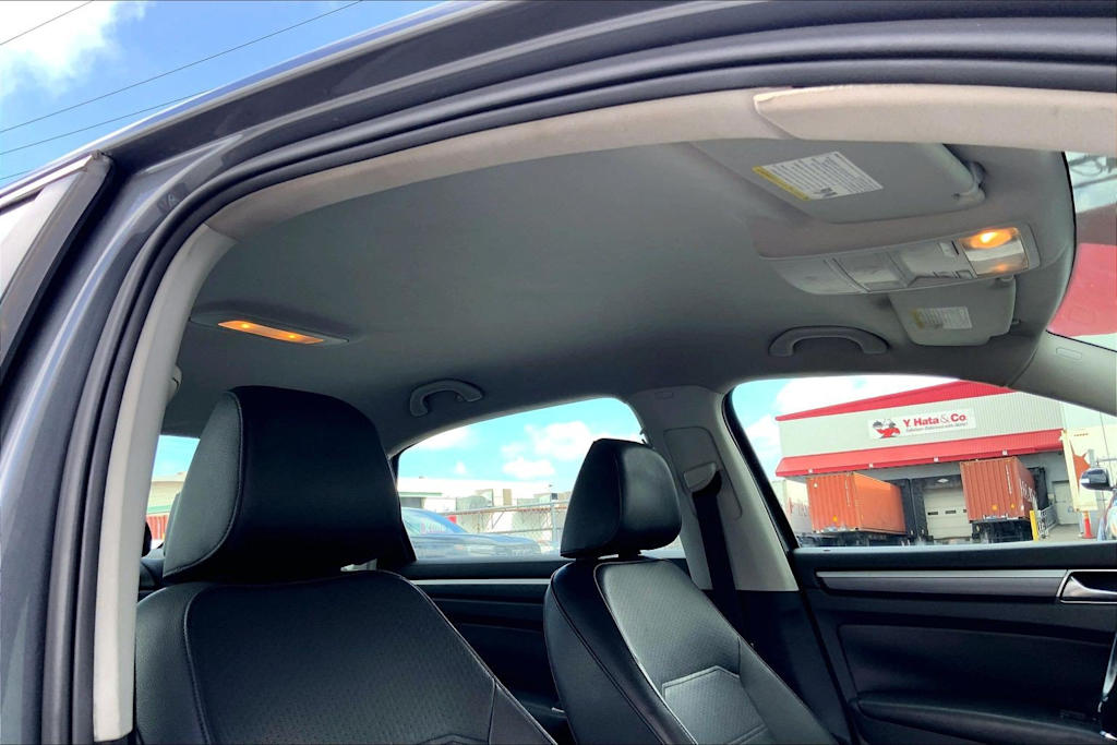 Thumbnail: 2017 Volkswagen Passat - 30