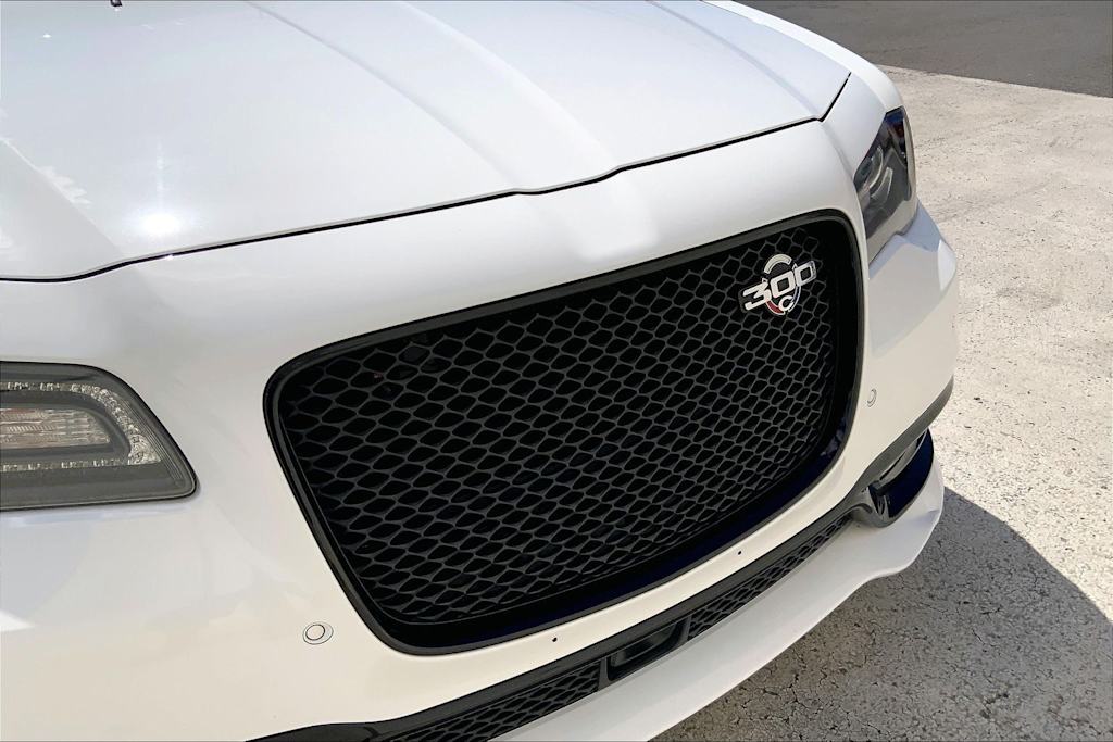 Thumbnail: 2023 Chrysler 300 - 33