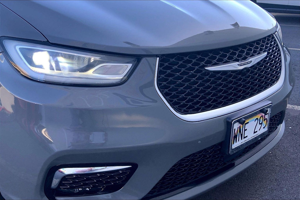 Thumbnail: 2022 Chrysler Pacifica - 30