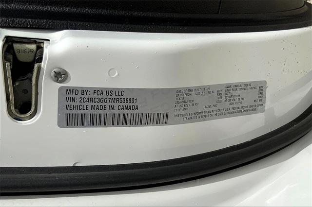 2021 Chrysler Pacifica Limited 18