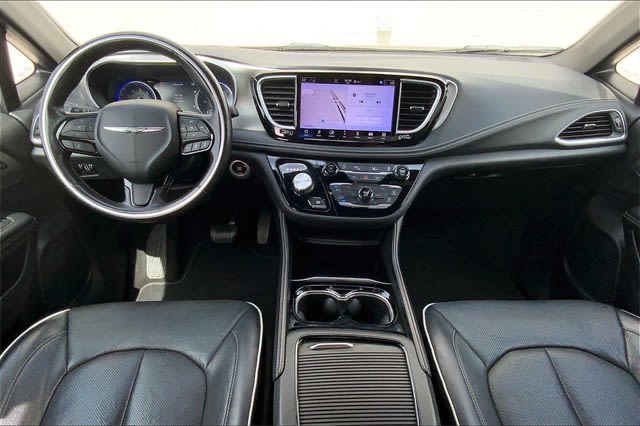 2021 Chrysler Pacifica Limited 10
