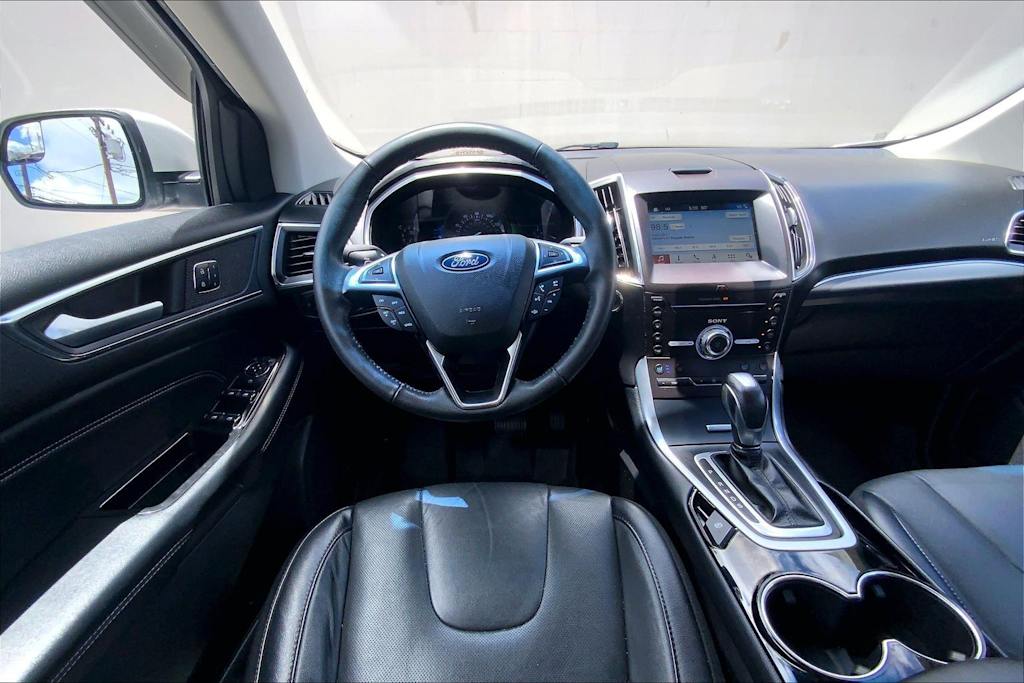Thumbnail: 2018 Ford Edge - 14