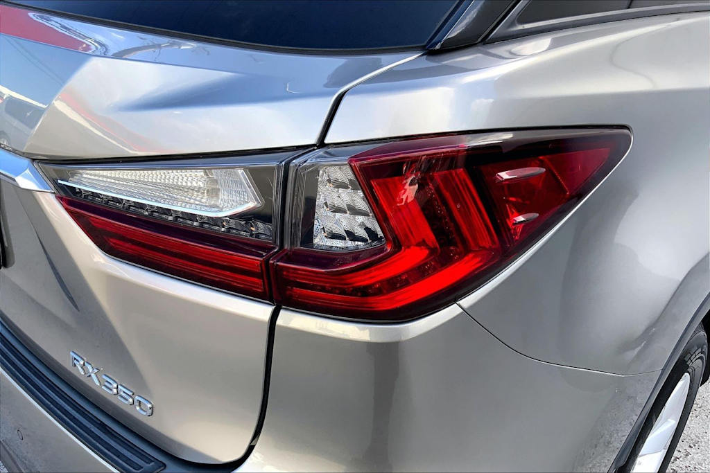 Thumbnail: 2017 Lexus RX - 32