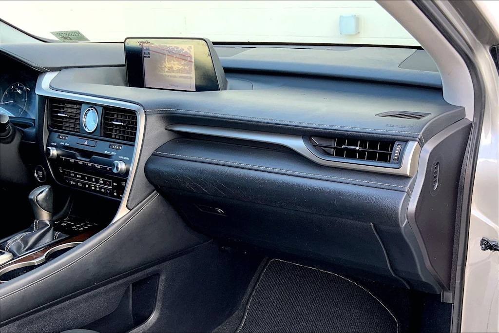 Thumbnail: 2017 Lexus RX - 15