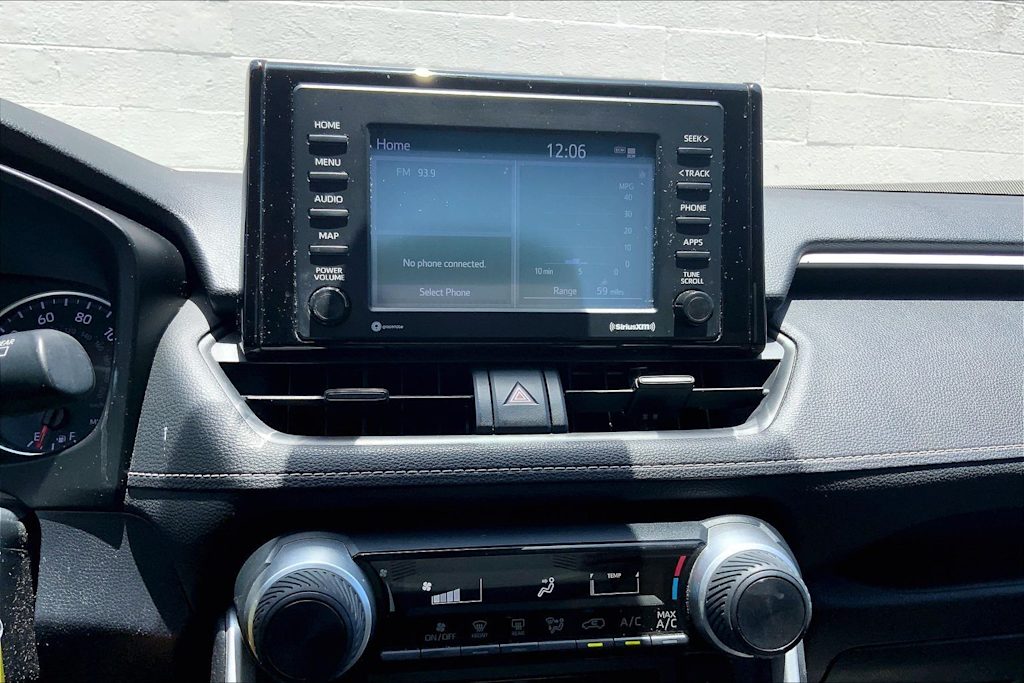 Thumbnail: 2020 Toyota RAV4 - 34