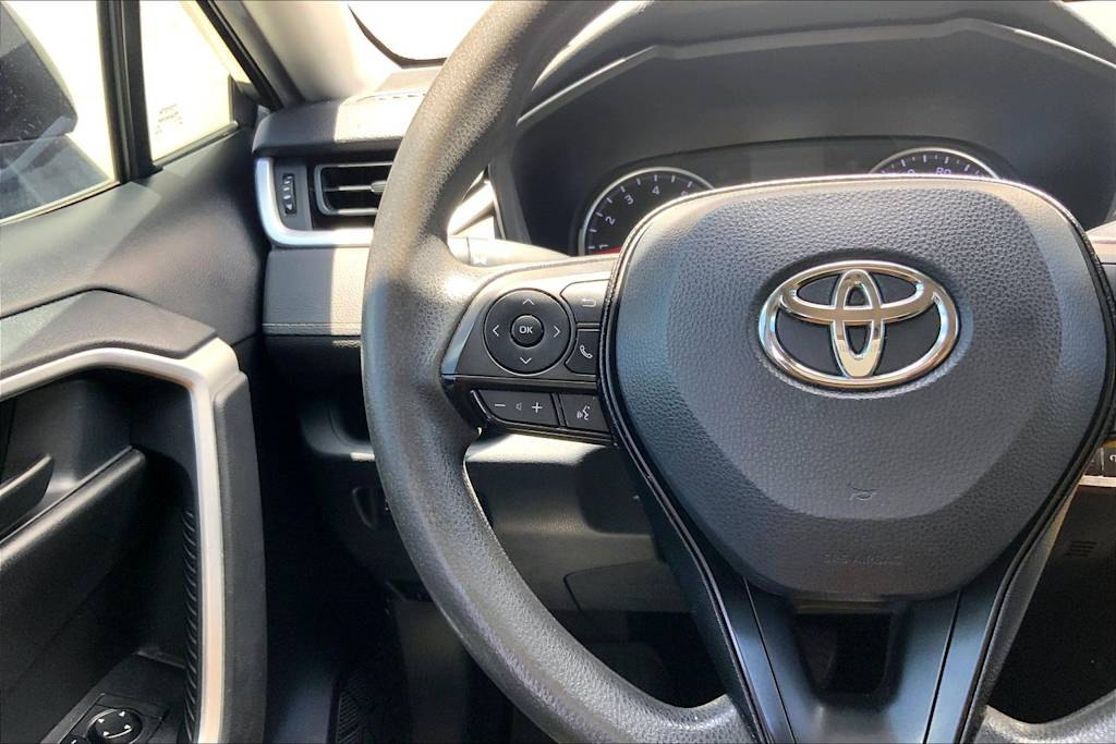 Thumbnail: 2020 Toyota RAV4 - 26