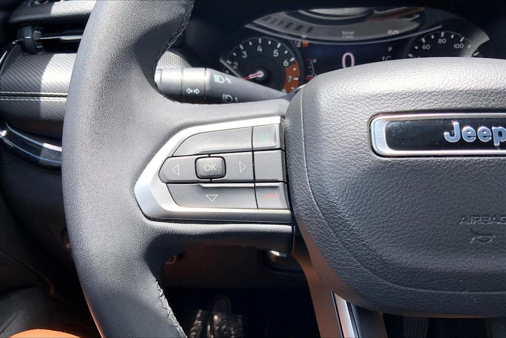 Thumbnail: 2022 Jeep Compass - 25