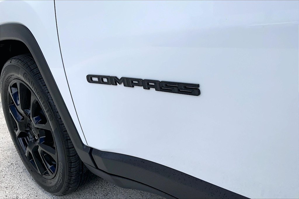 Thumbnail: 2022 Jeep Compass - 7