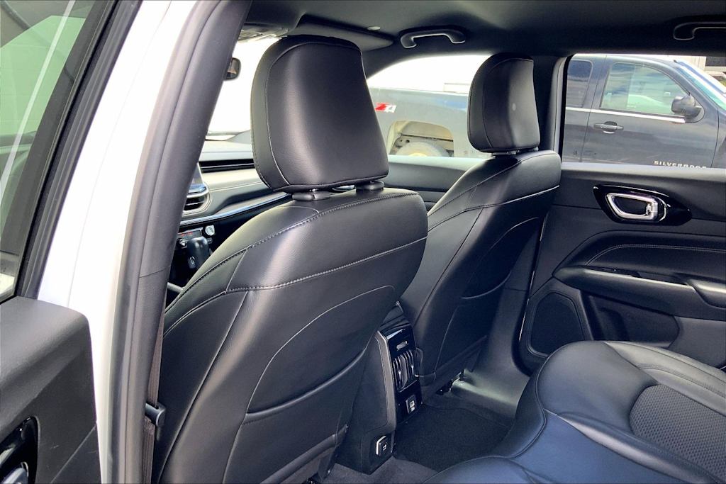 Thumbnail: 2022 Jeep Compass - 13